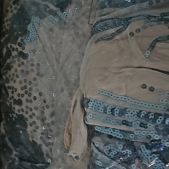 Blue, Graphic Print, Deep V Neck, Backless,  Contrast Sequined Mermaid Maxi Gown - Picture 9 of 16